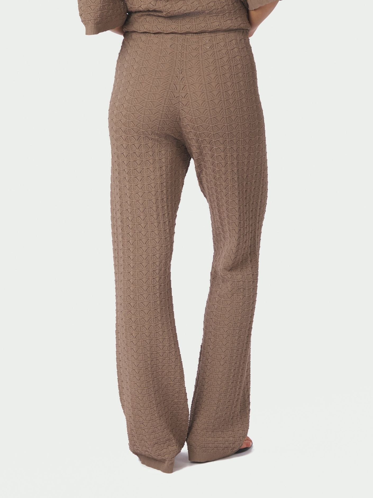 NEO NOIR BYXA RIZZY FINE CROCHET TAUPE_109799.jpg