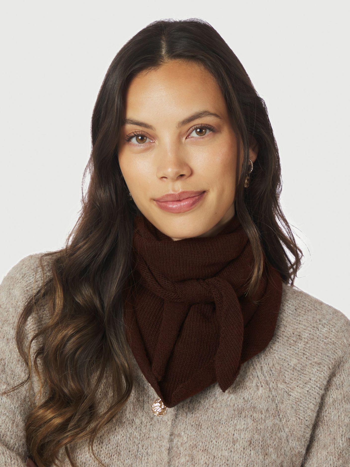 NEO NOIR HALSDUK MISTY MEDIUM DARK BROWN_101756.jpg