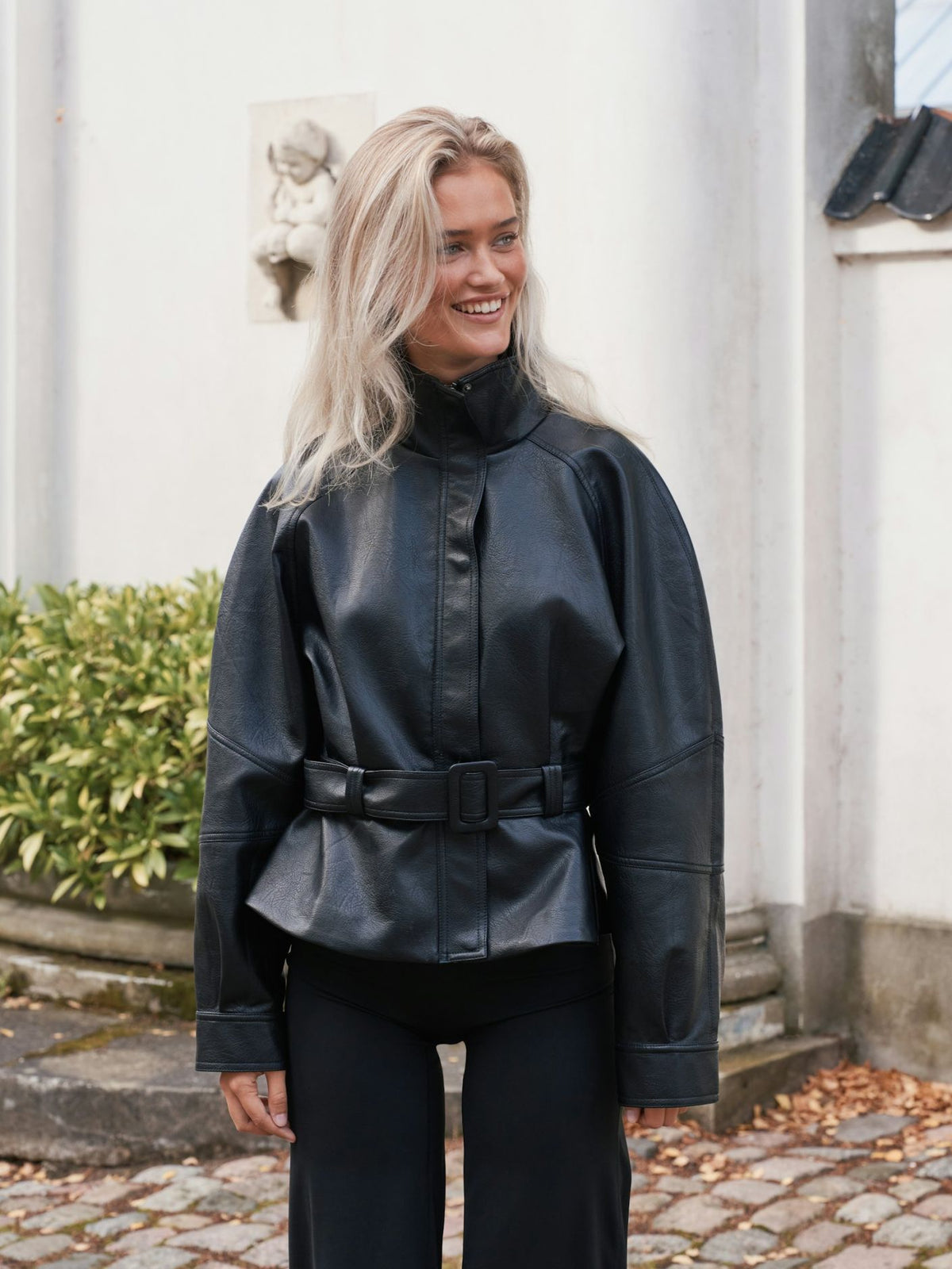 NEO NOIR JACKA JACLYN FAUX LEATHER BLACK_114545.jpg