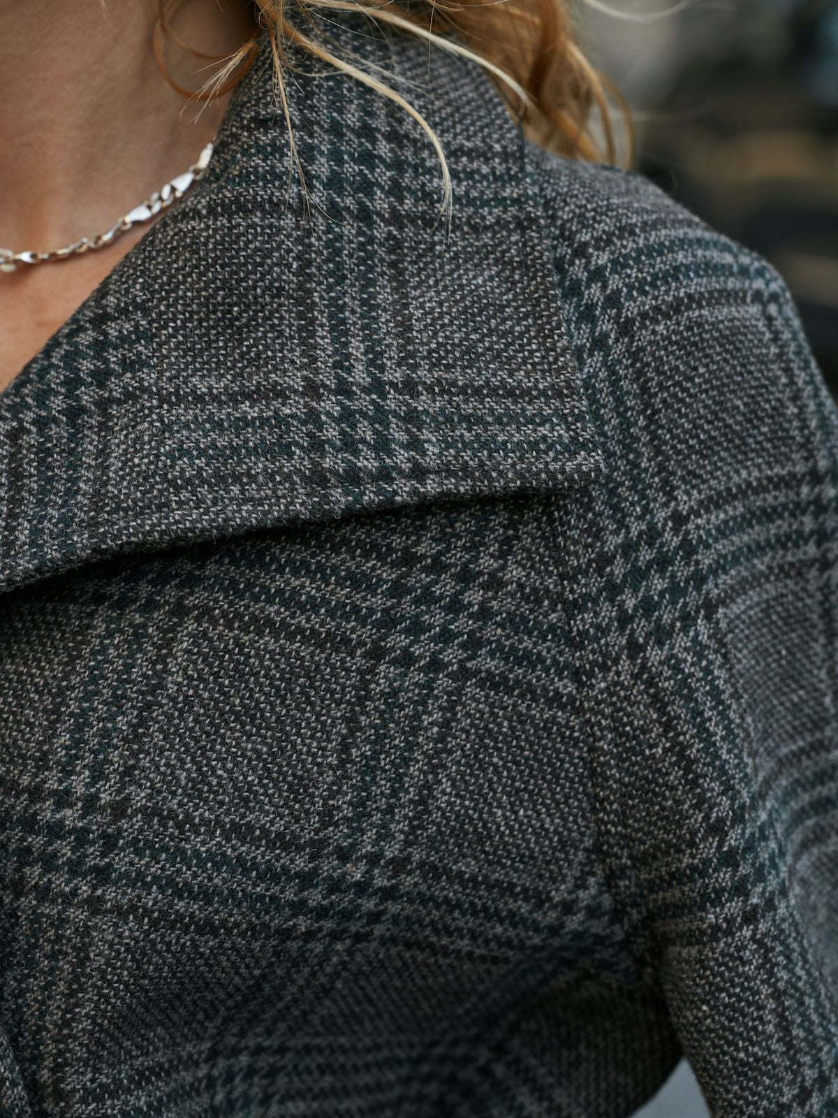 NEO NOIR JACKA MUNET CHECK DARK GREY_113393.jpg