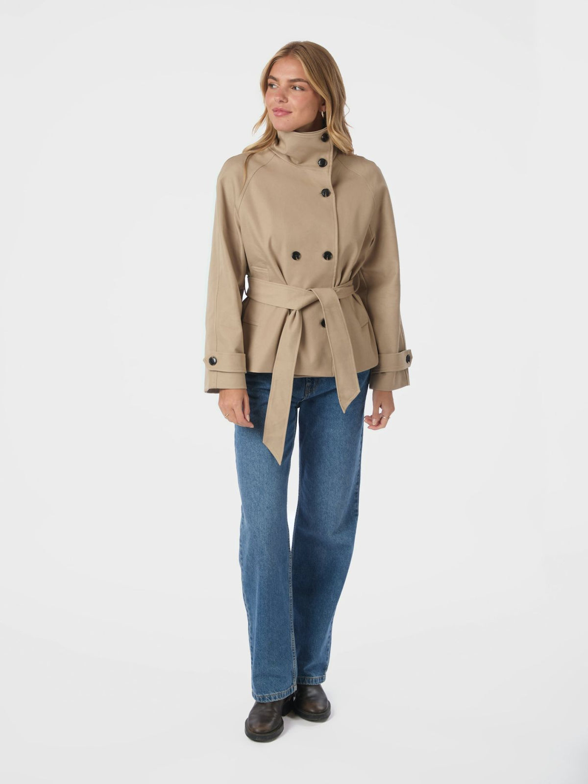 NEO NOIR JACKA MUNET TRENCH SAND_107917.jpg