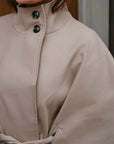 NEO NOIR JACKA ZANNA TRENCH SAND_108231.jpg