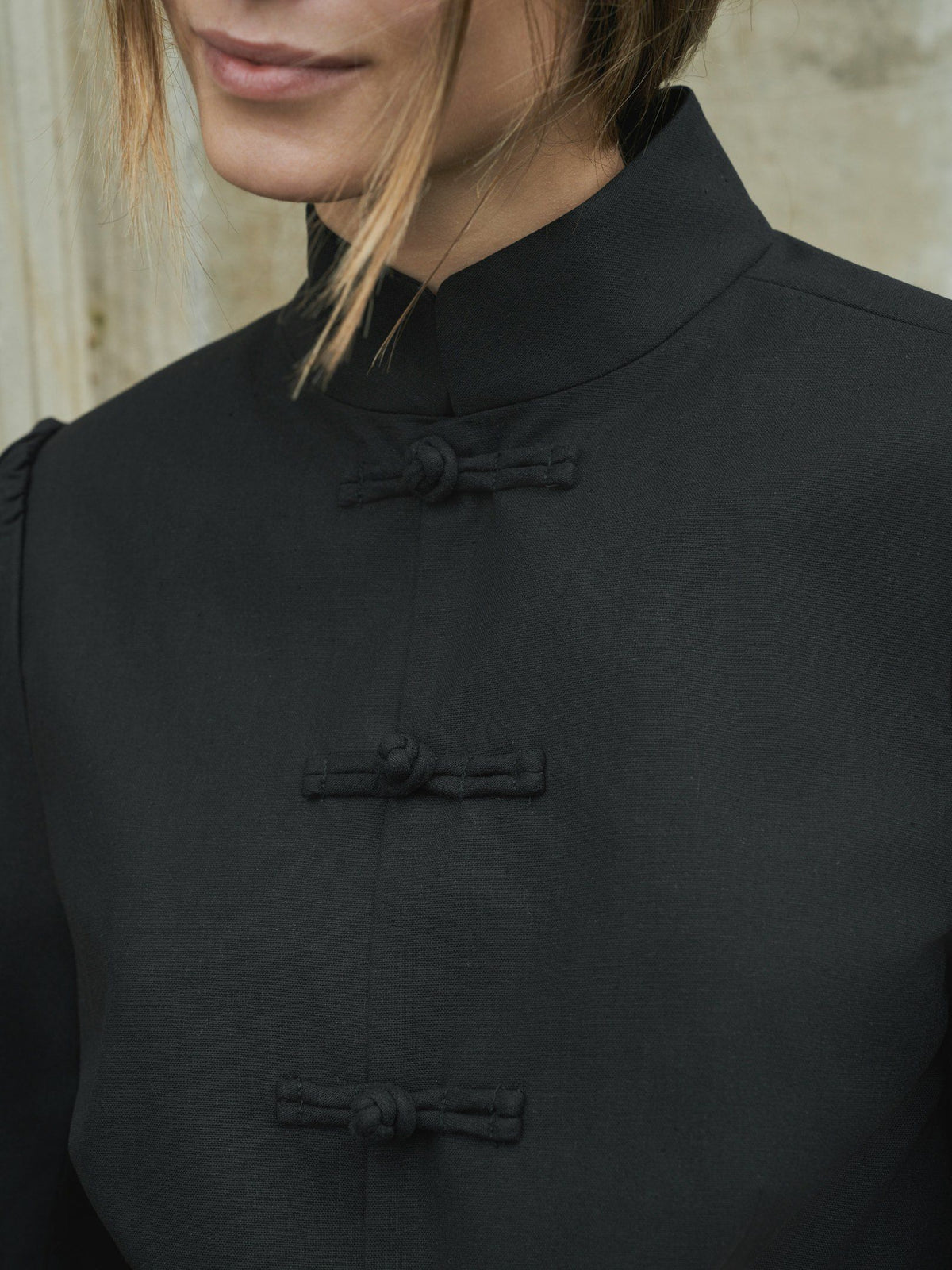 NEO NOIR KAVAJ ARDENA LINEN BLACK_111937.jpg