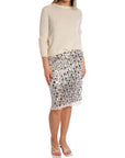 NEO NOIR KJOL GILLA FLOWER SEQUINS CREME_107723.jpg