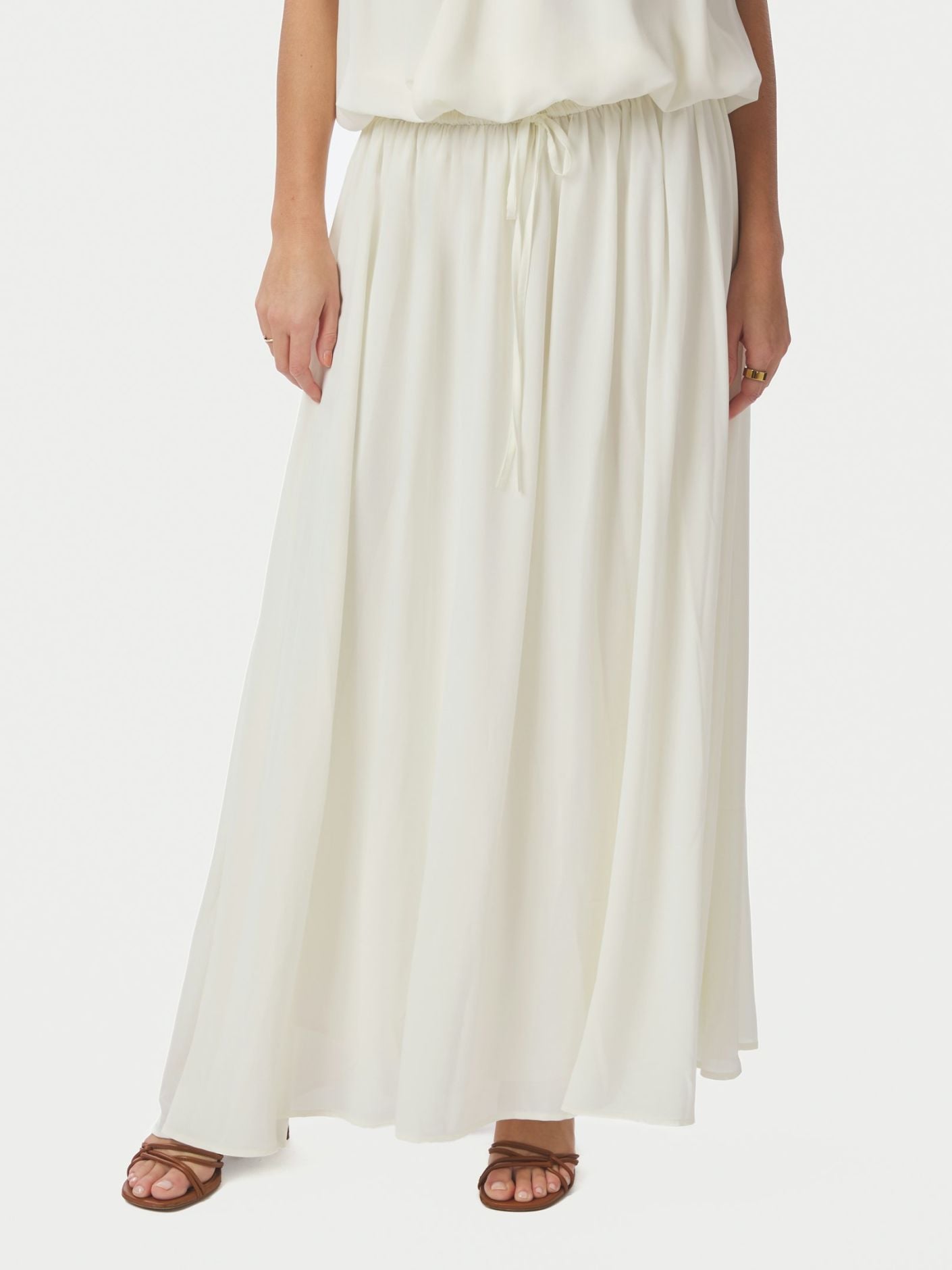 NEO NOIR KJOL SABRIA CHIFFON OFF WHITE_110693.jpg