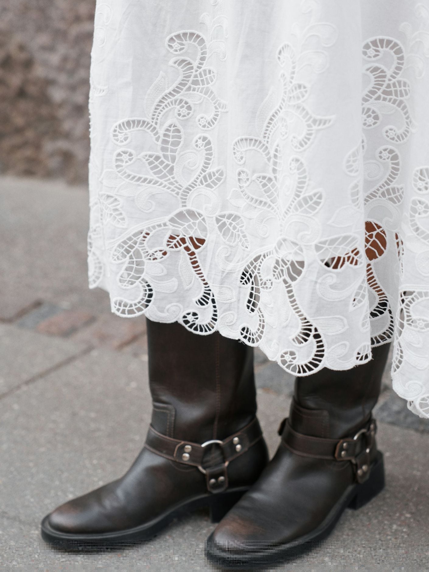 NEO NOIR KJOL YARA LONG EMB WHITE_110437.jpg