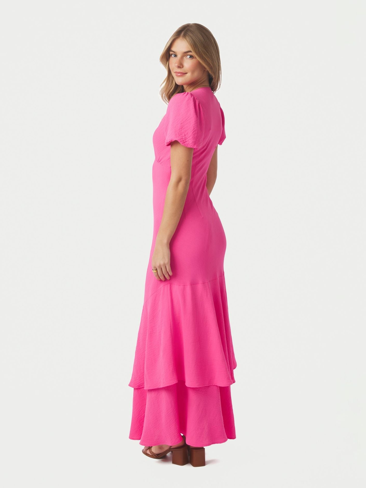 NEO NOIR KLÄNNING DARIAH STRUCTURE SOLID PINK_110728.jpg