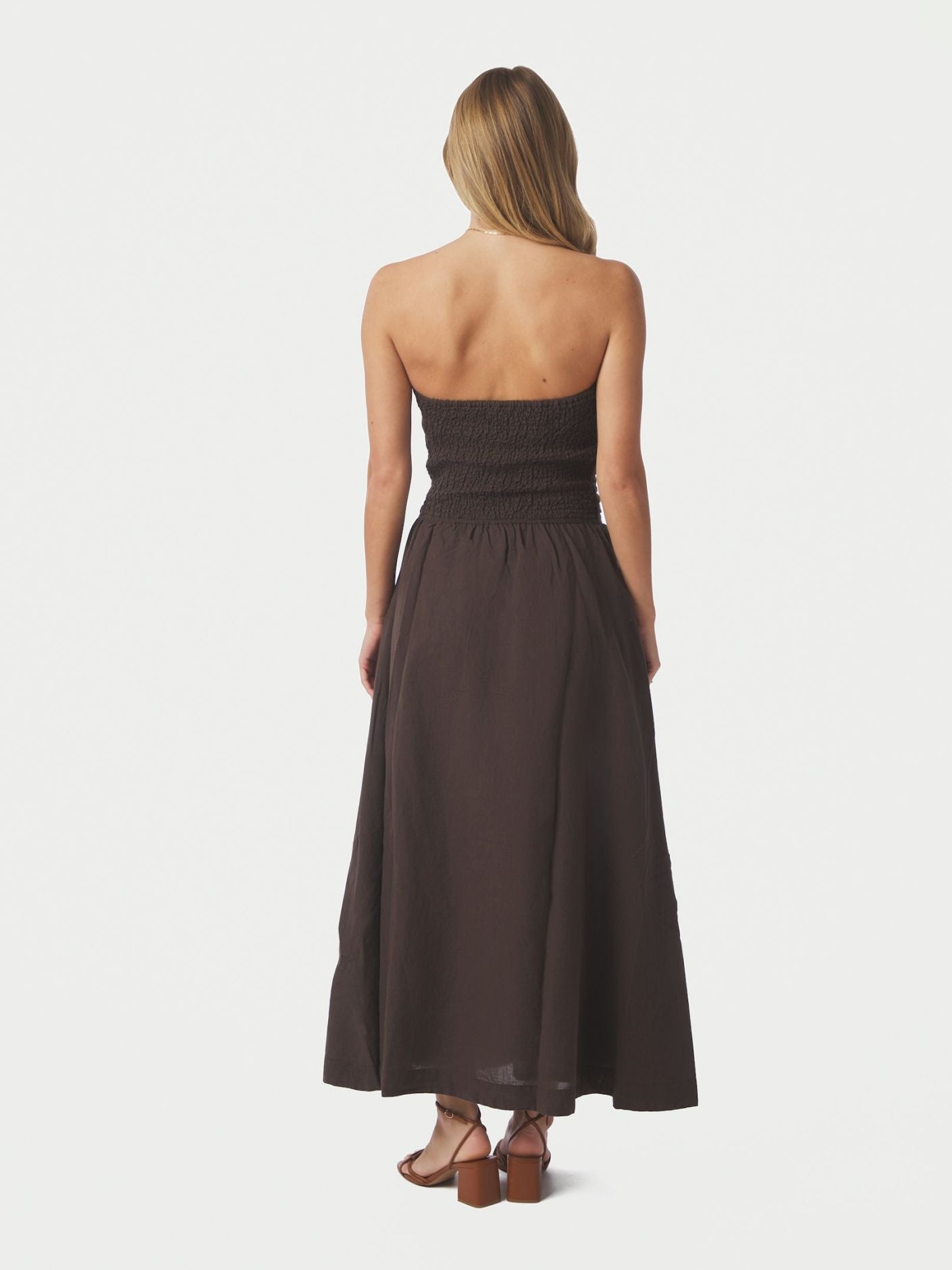NEO NOIR KLÄNNING KIMA LINEN DARK BROWN_110861.jpg