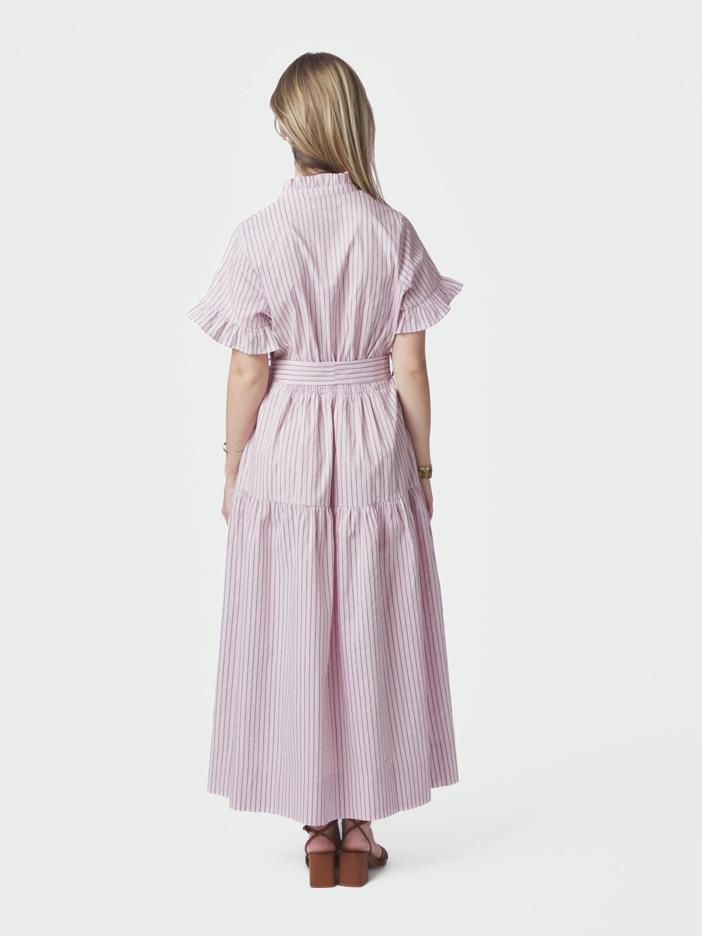 NEO NOIR KLÄNNING NESSIE STRUCTURE STRIPE LIGHT PINK_110843.jpg
