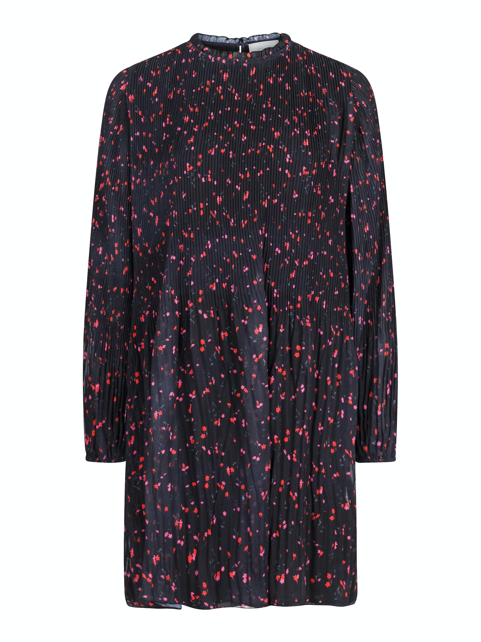 NEO NOIR KLÄNNING PETRA GARDENIA BLACK_68844.jpg