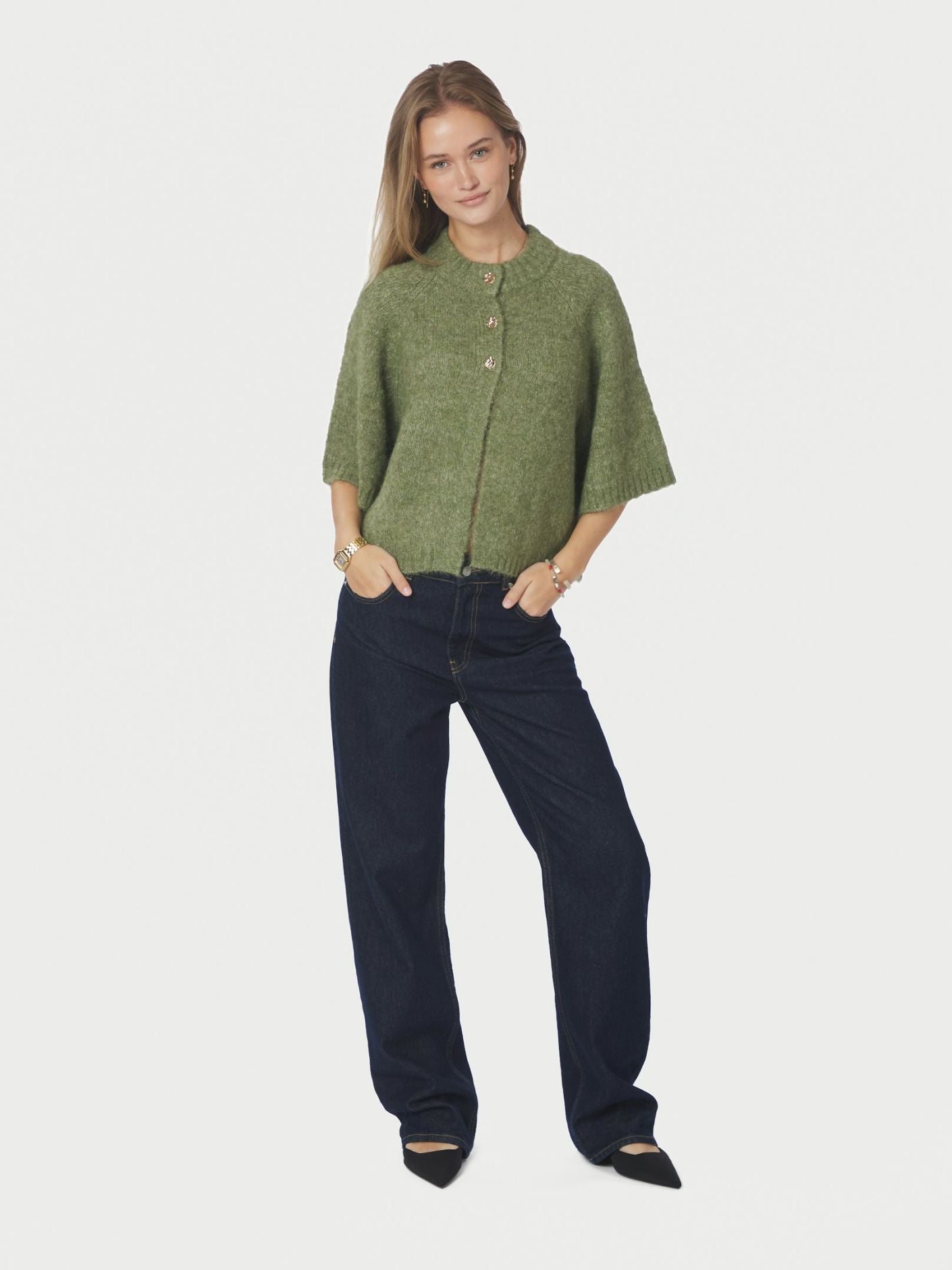 NEO NOIR KOFTA BENUTA FLUFFY KNIT DUSTY GREEN_104884.jpg