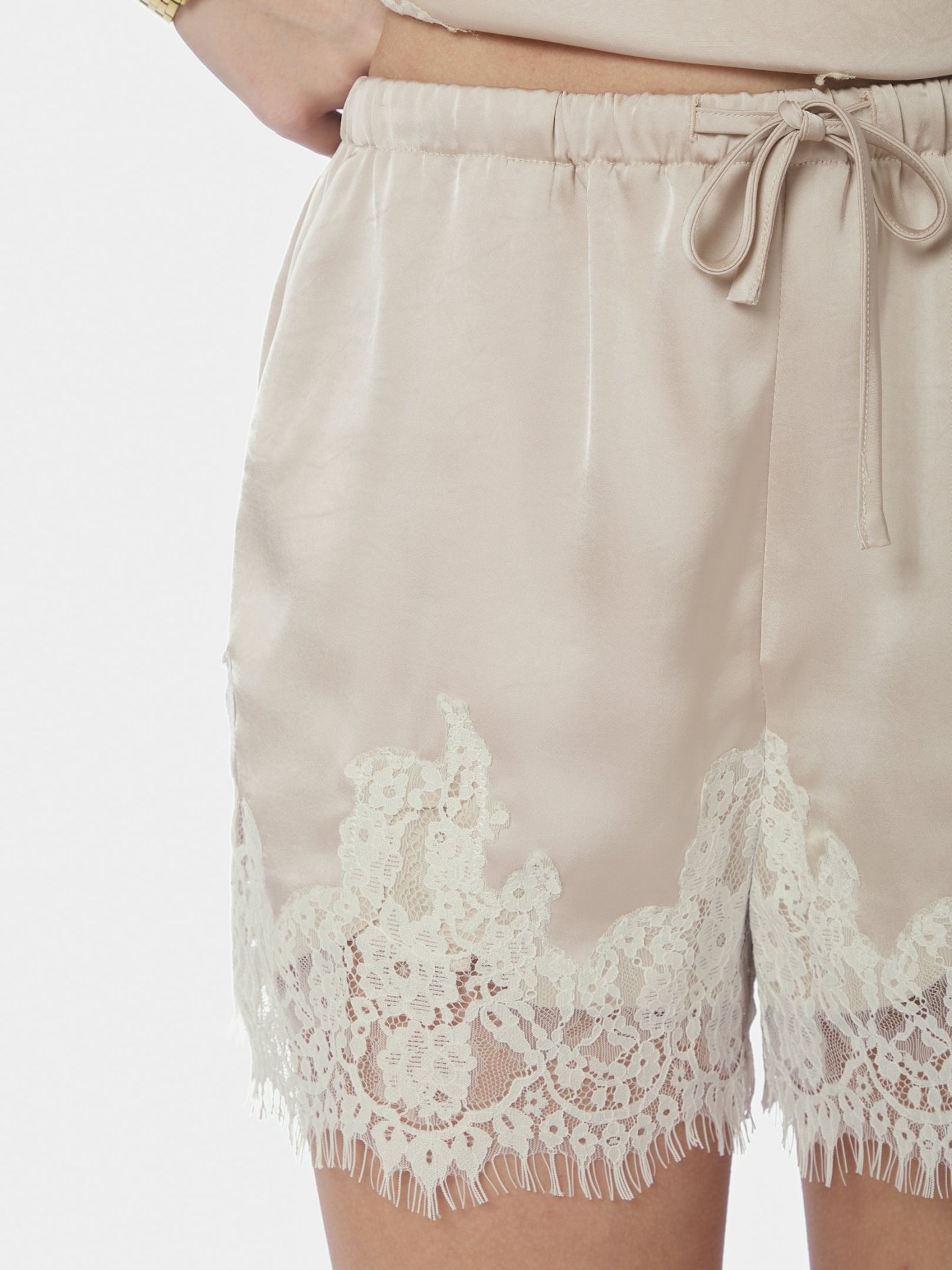 NEO NOIR SHORTS SIENA LACE CHAMPAGNE_111361.jpg