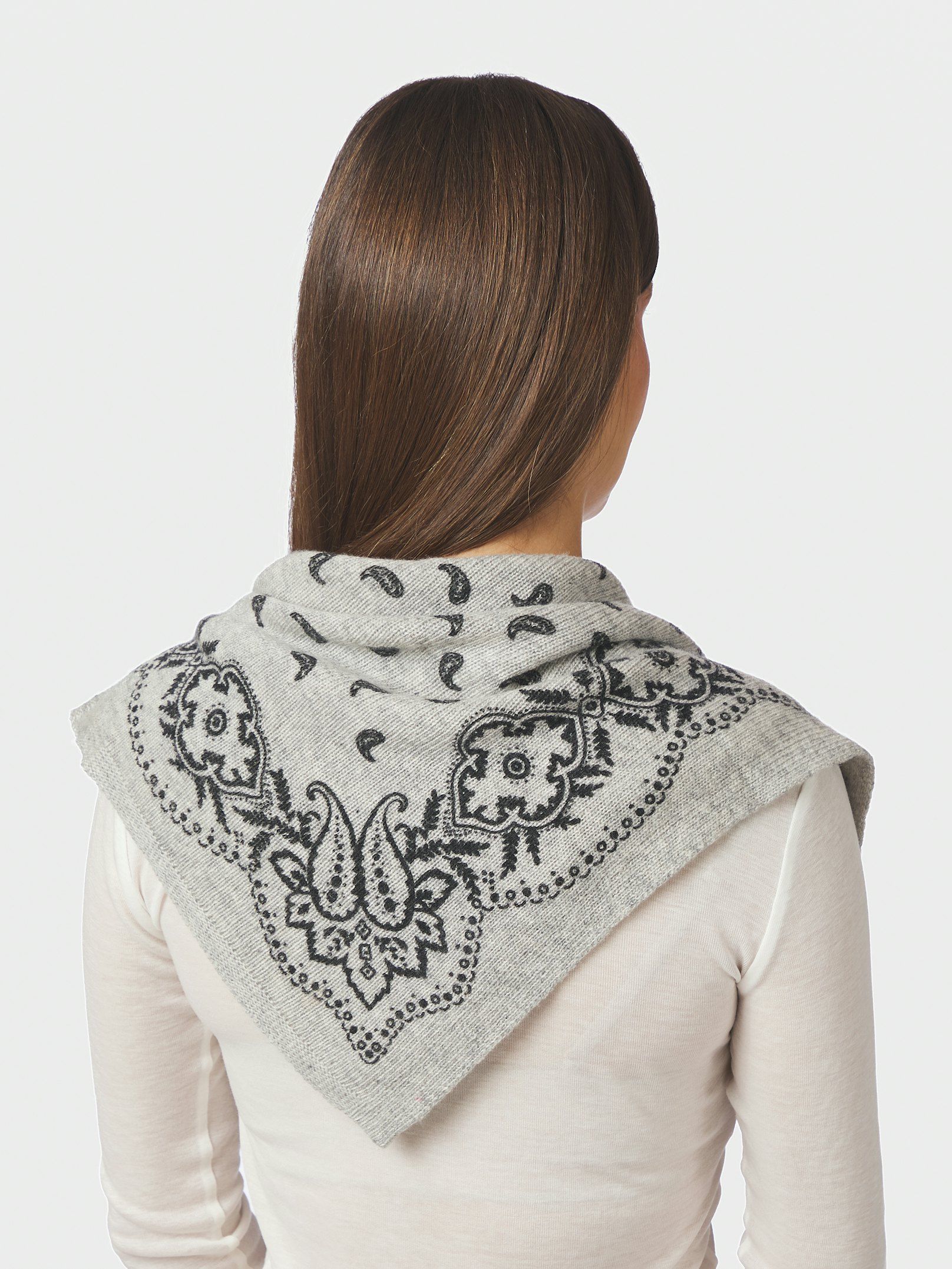 NEO NOIR SJAL ADELINA PAISLEY GREY MELANGE_111968.jpg