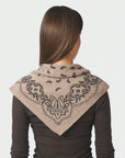 NEO NOIR SJAL ADELINA PAISLEY KNIT BEIGE MELANGE_111973.jpg
