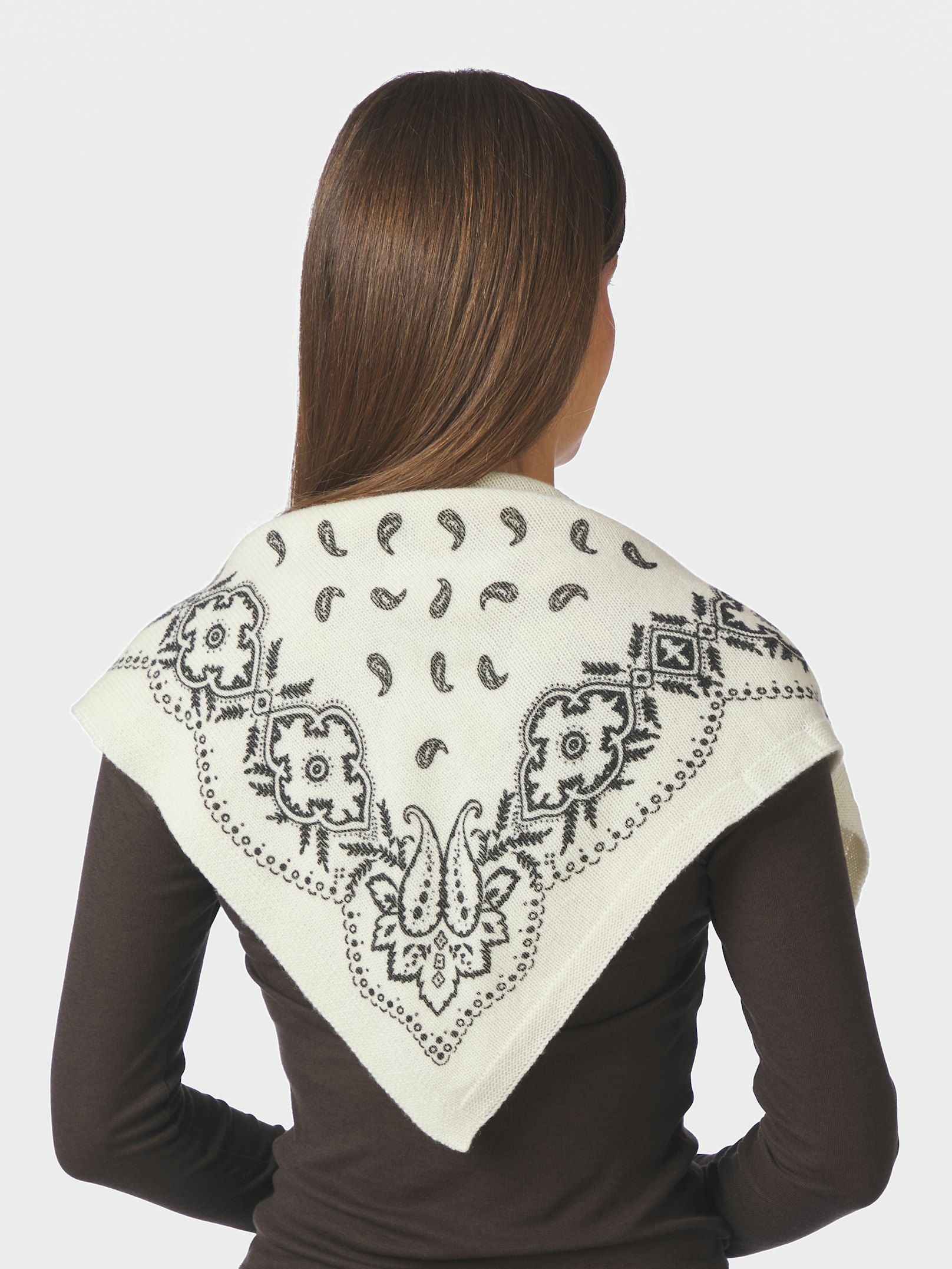 NEO NOIR SJAL ADELINA PAISLEY OFF WHITE_111978.jpg