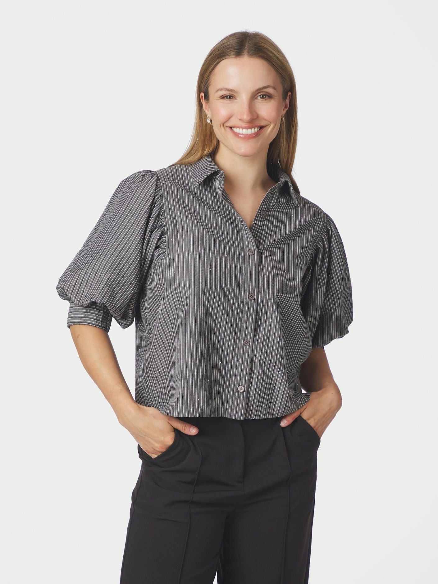 NEO NOIR SKJORTA ETTA STRIPE DARK GREY_112904.jpg
