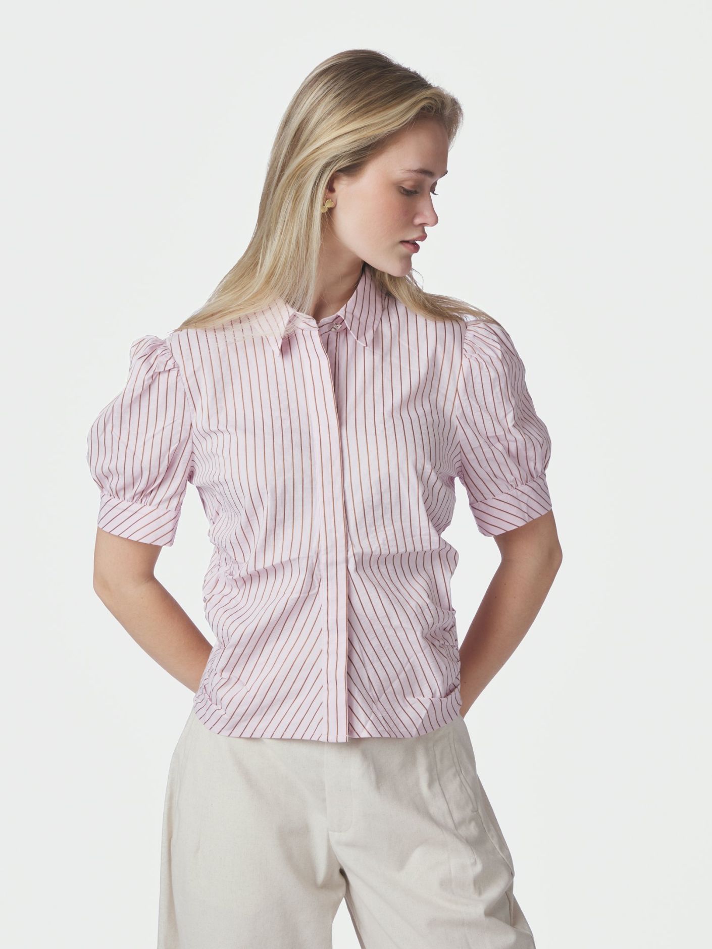 NEO NOIR SKJORTA FRANNIE STRIPE LIGHT PINK_110851.jpg
