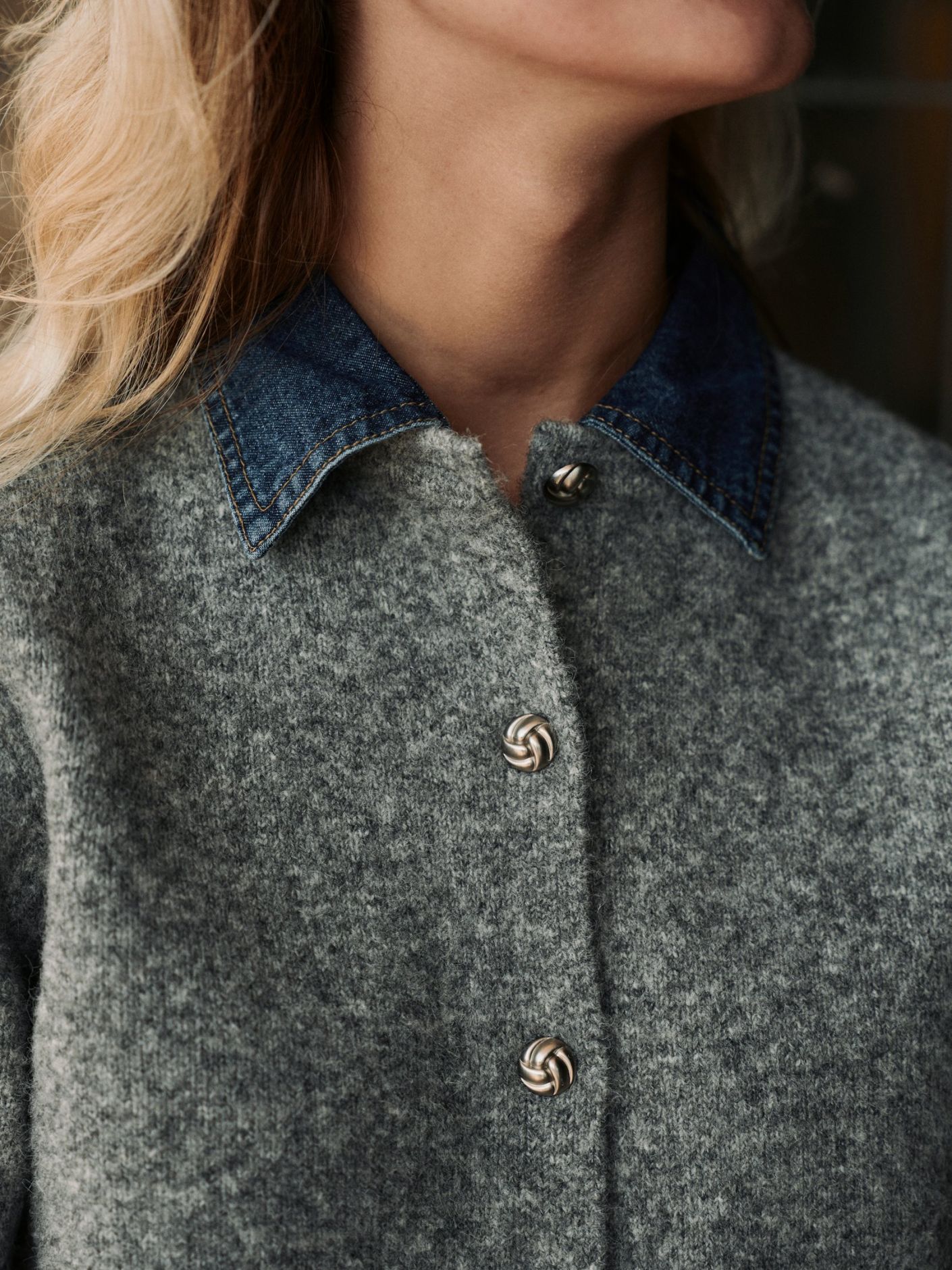 NEO NOIR TOPP AMORIA KNIT GREY MELANGE_112997.jpg