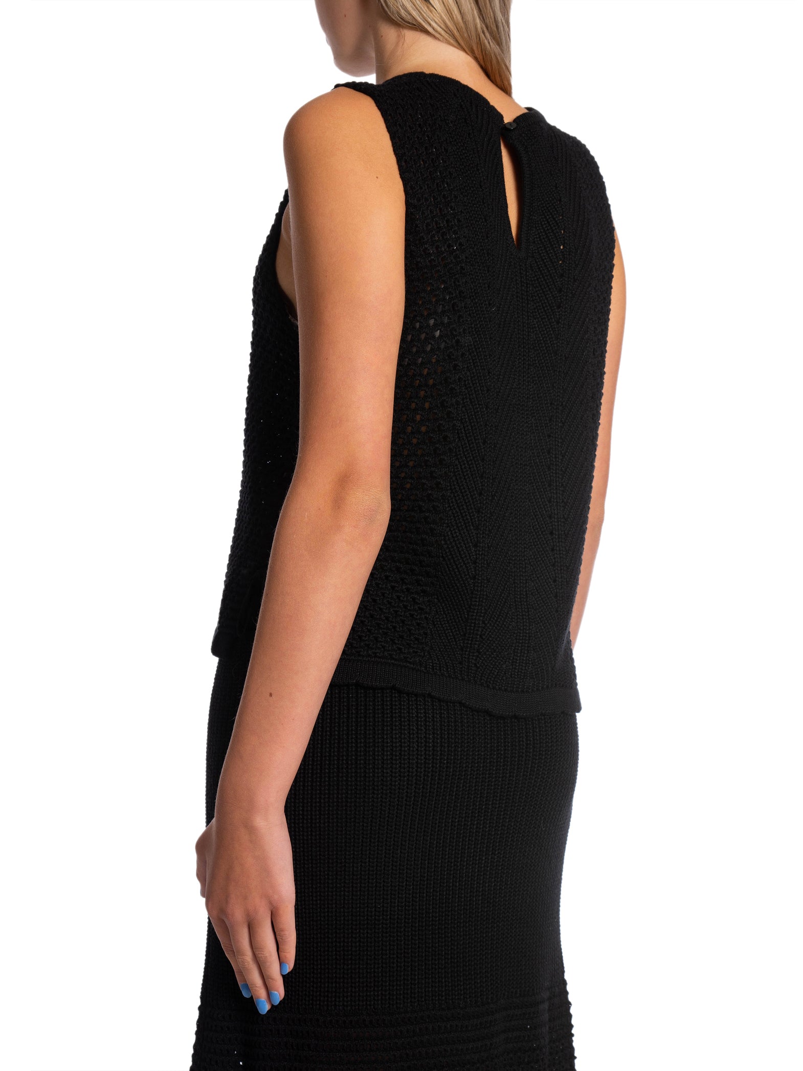 NEO NOIR TOPP AZA CROCHET KNIT BLACK_78934.jpg