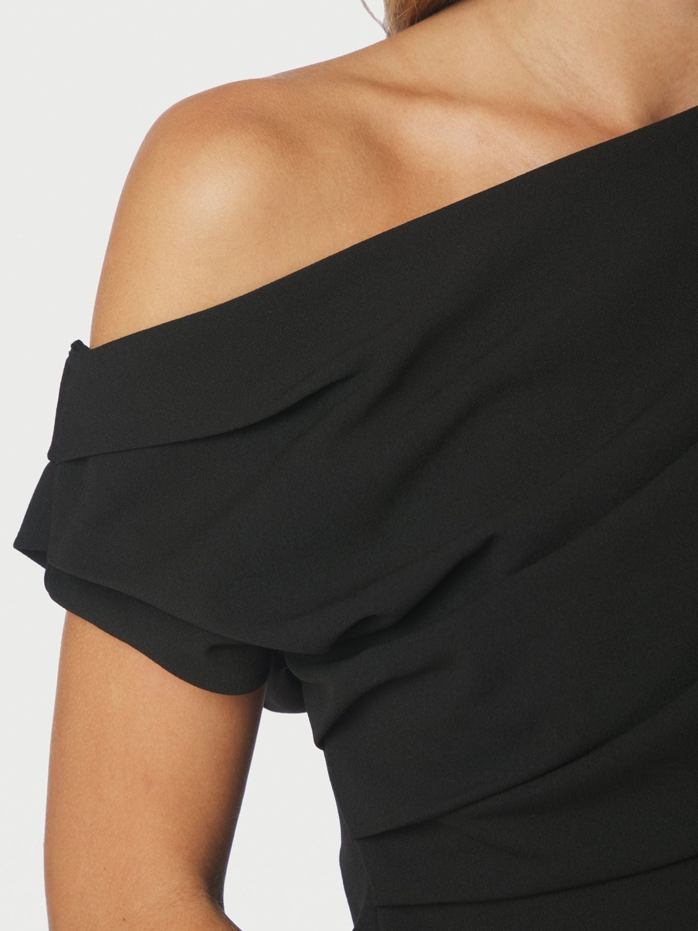 NEO NOIR TOPP MABELLE DRAPY BLACK_112392.jpg