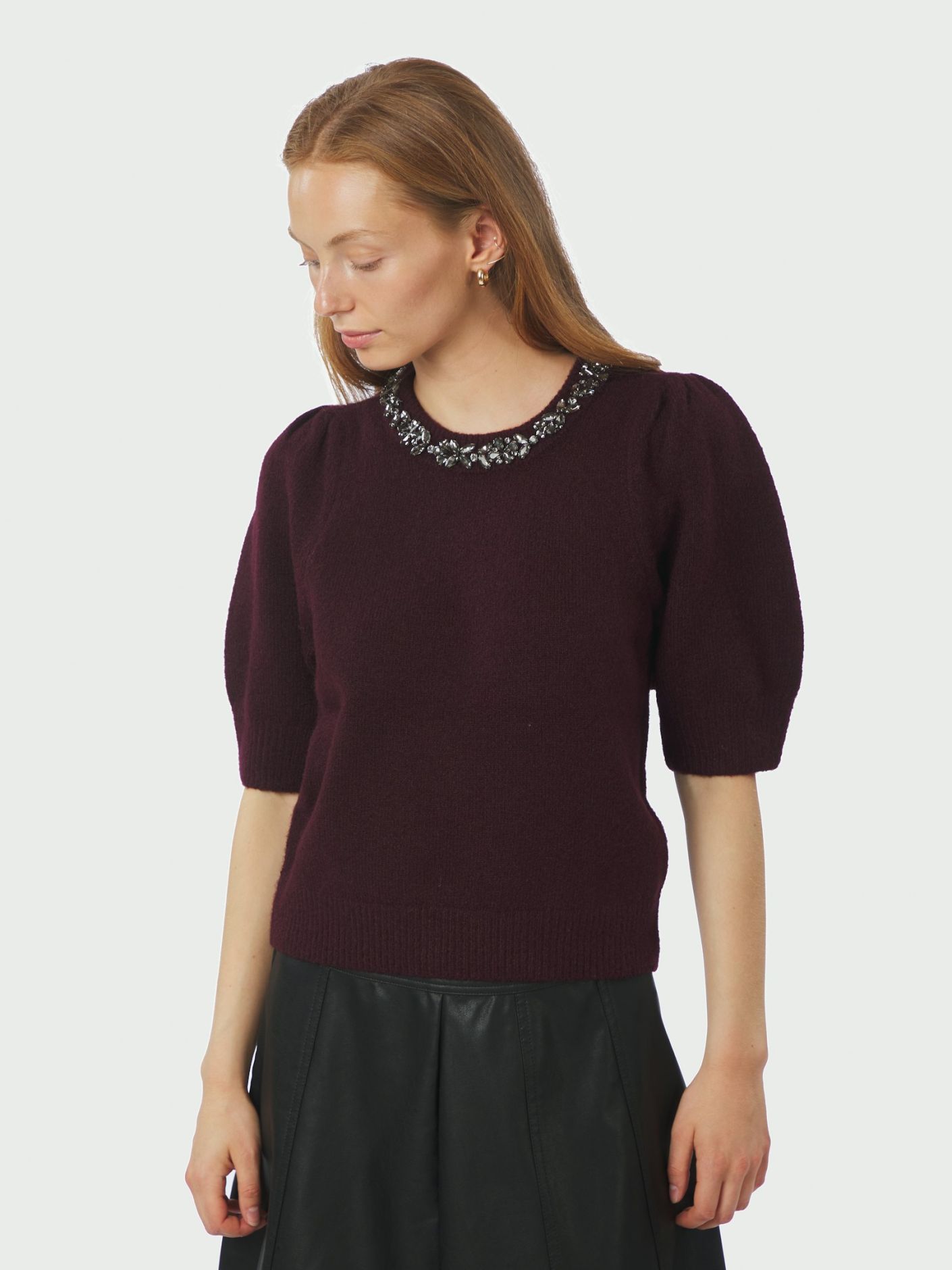 NEO NOIR TOPP MAIA STONE KNIT WINE_104397.jpg