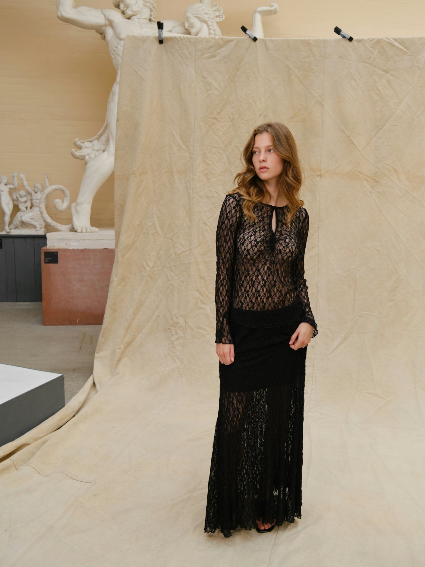 NEO NOIR TOPP MATRIA LACE BLACK_103009.jpg