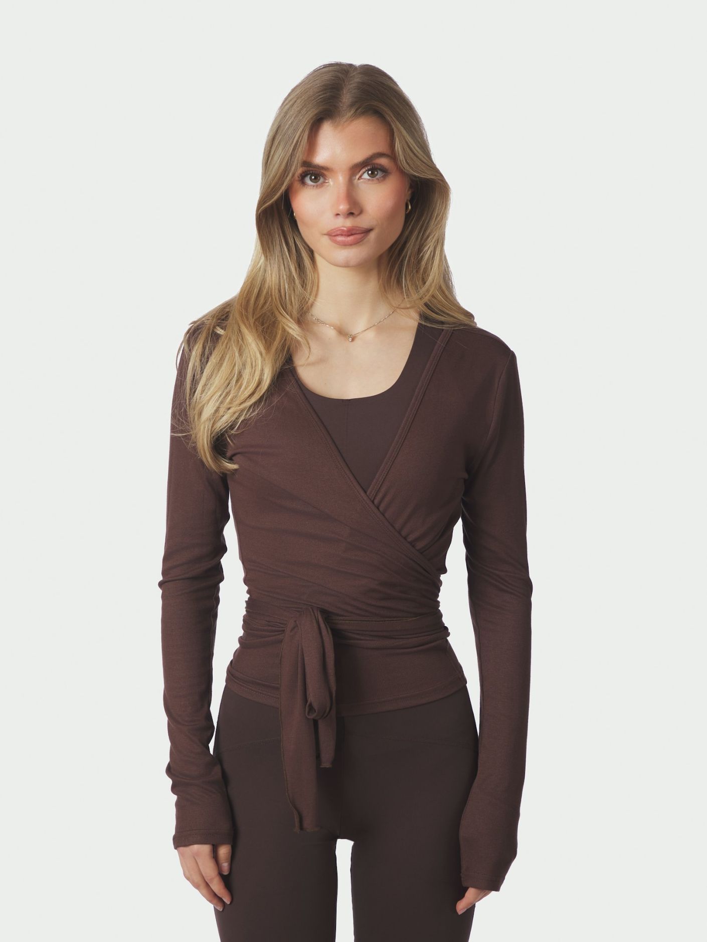 NEO NOIR TOPP NIA JERSEY WRAP CHOCOLATE_104367.jpg