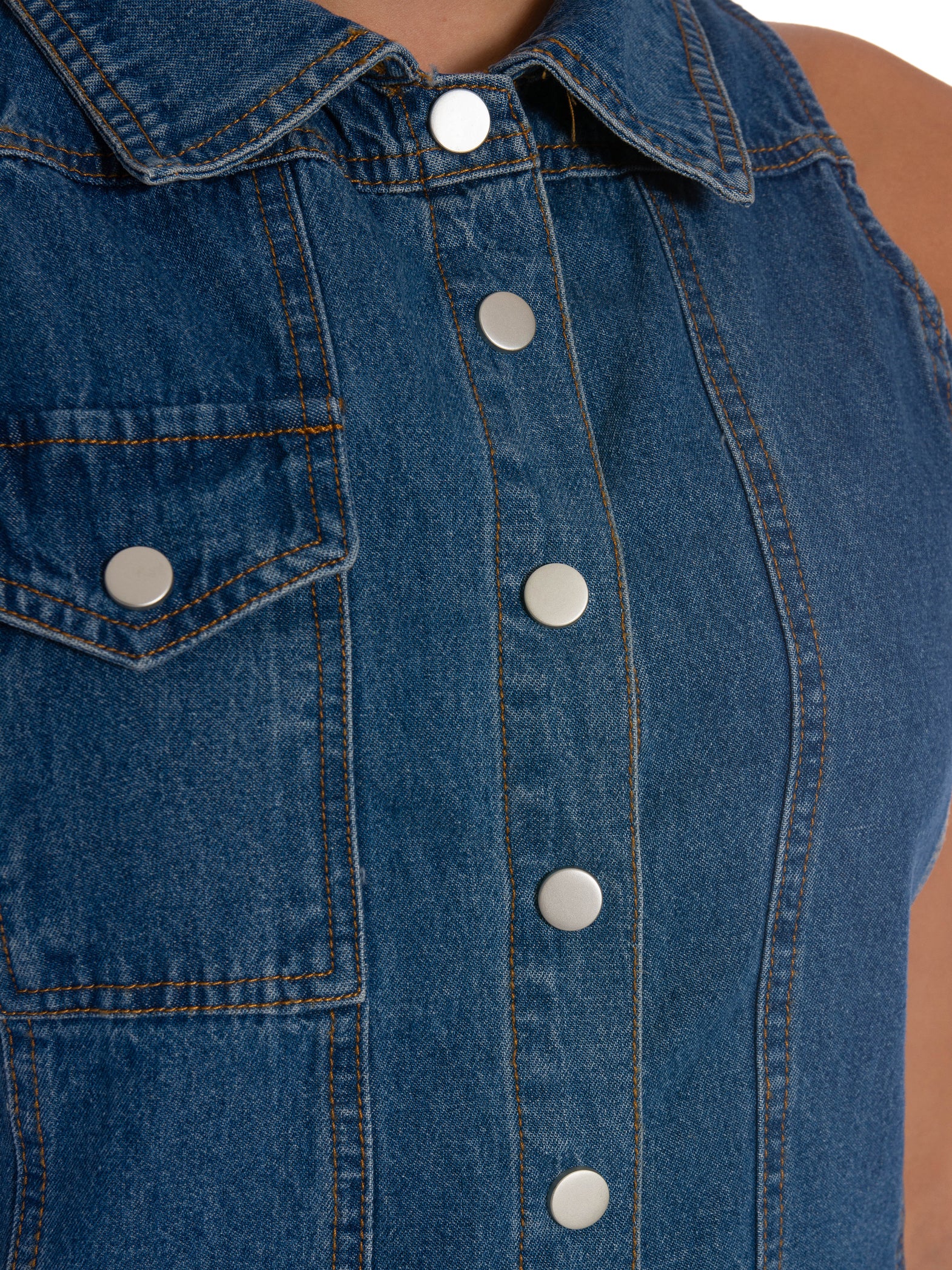 NEO NOIR TOPP SYLVIE DENIM BLUE_90368.jpg