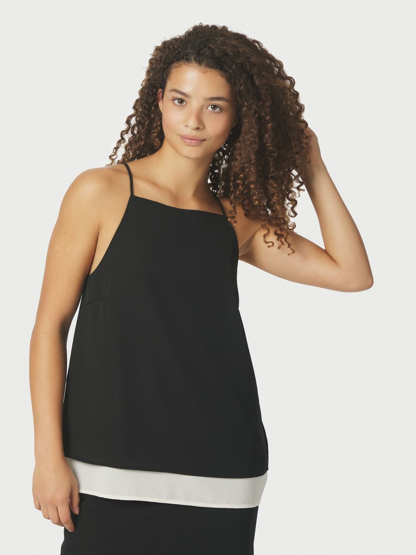 NEO NOIR TOPP TORIL CHIFFON BLACK_109668.jpg