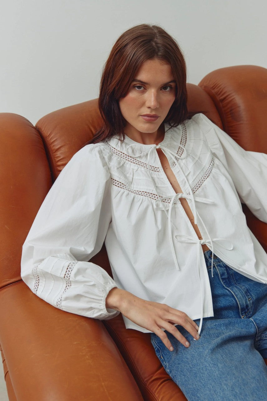 NOELLA BLUS MARCELINE WHITE_107164.jpg