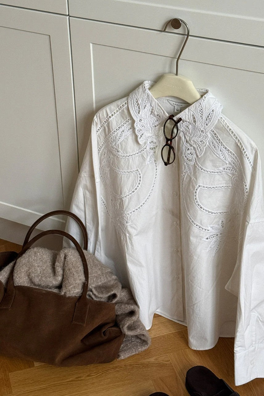 NOELLA SKJORTA MAISY WHITE_109769.jpg