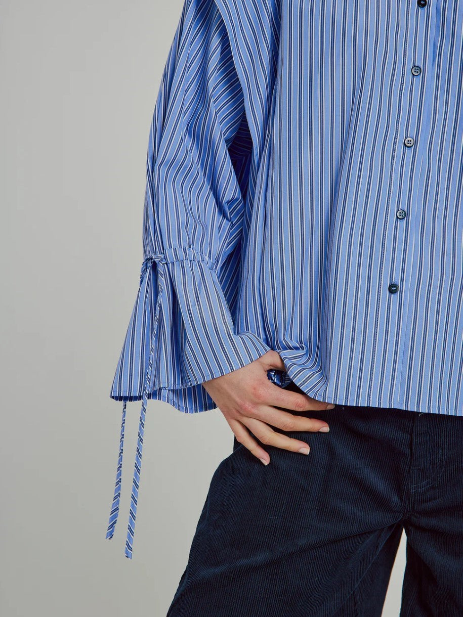 NORR SKJORTA MARION BLUE STRIPE_102642.jpg