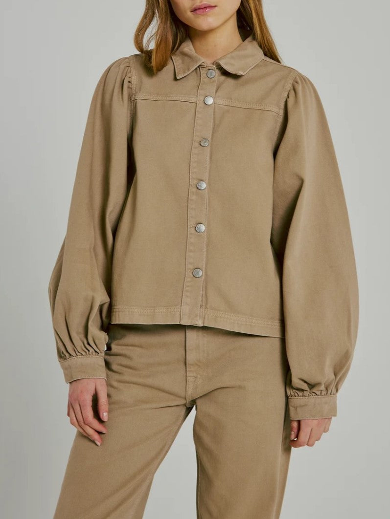 NORR SKJORTA NINNI DENIM DARK SAND_100317.jpg