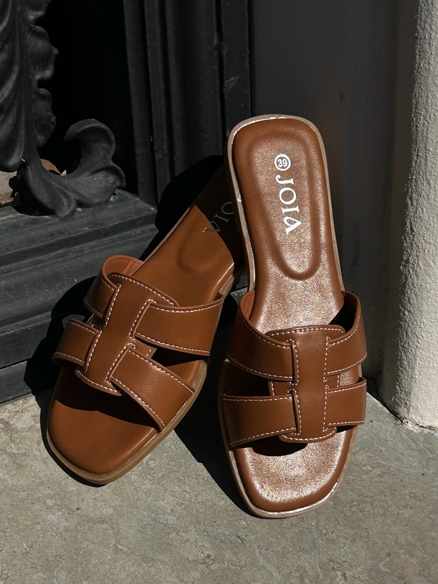 SANDAL CLASSIC H-STRAP CAMEL_110520.jpg