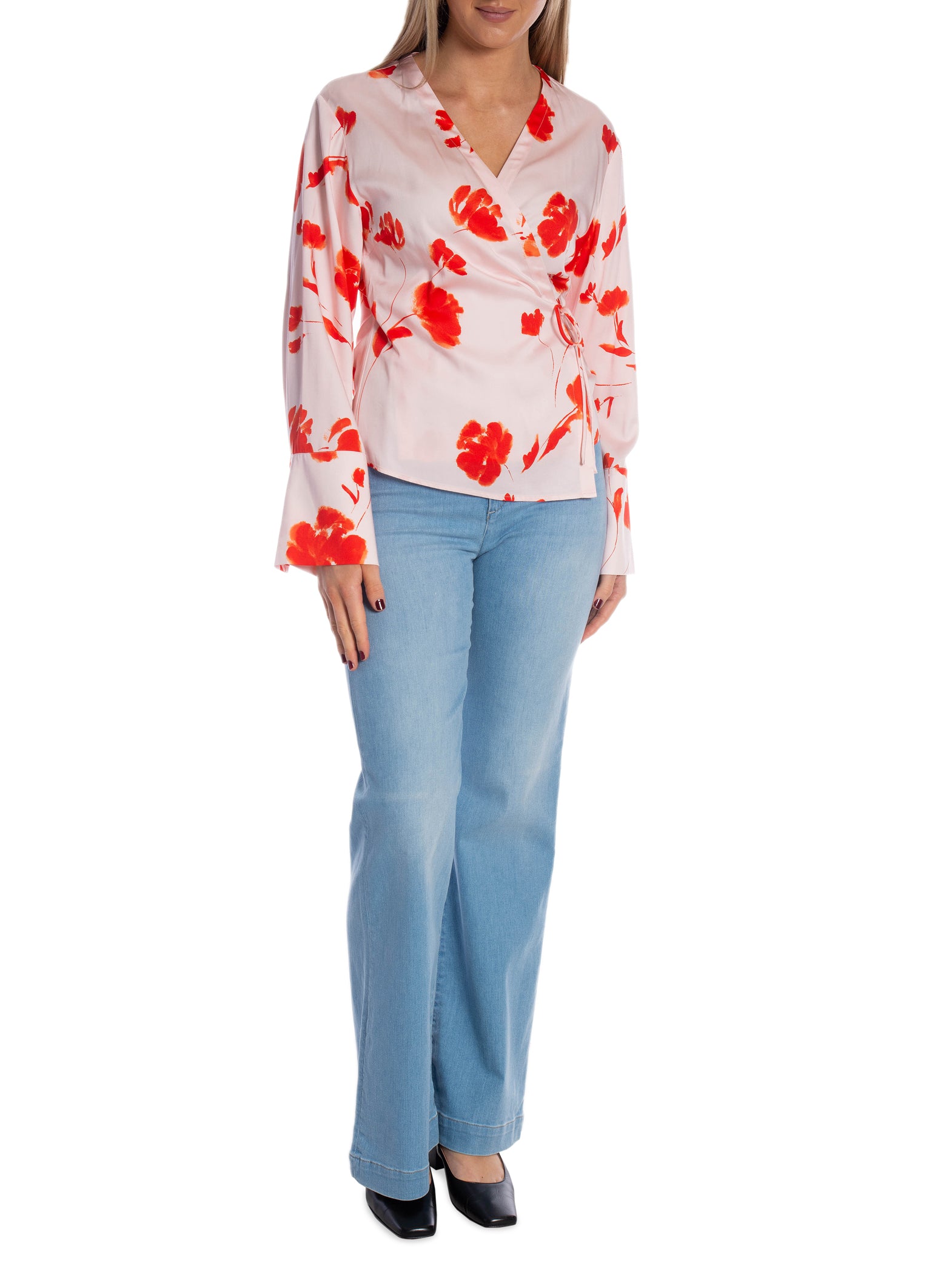 SECOND FEMALE BLUS SAKURA WRAP PALE LILAC_108698.jpg