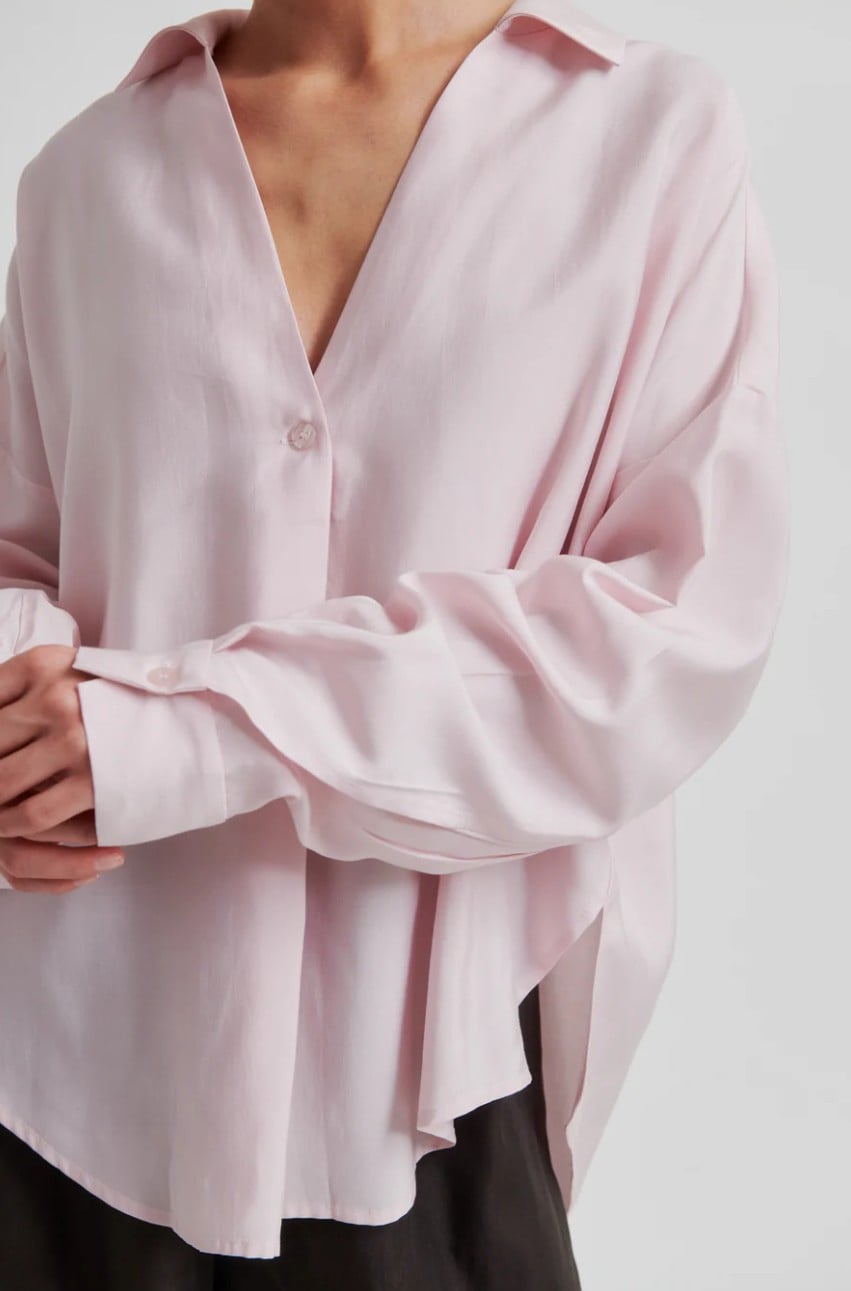 SECOND FEMALE BLUS TIMELINE PALE LILAC_107936.jpg