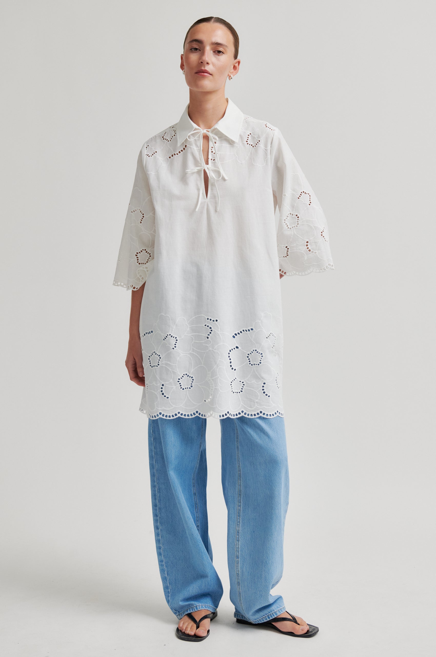 SECOND FEMALE KLÄNNING MILLEA TUNIC WHITE_109102.jpg