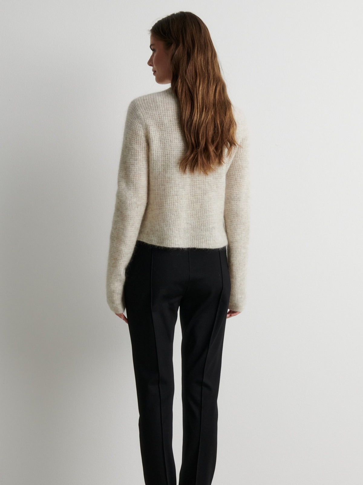 SECOND FEMALE KOFTA ANDREA KNIT STRUCTURE BIRCH_114988.jpg