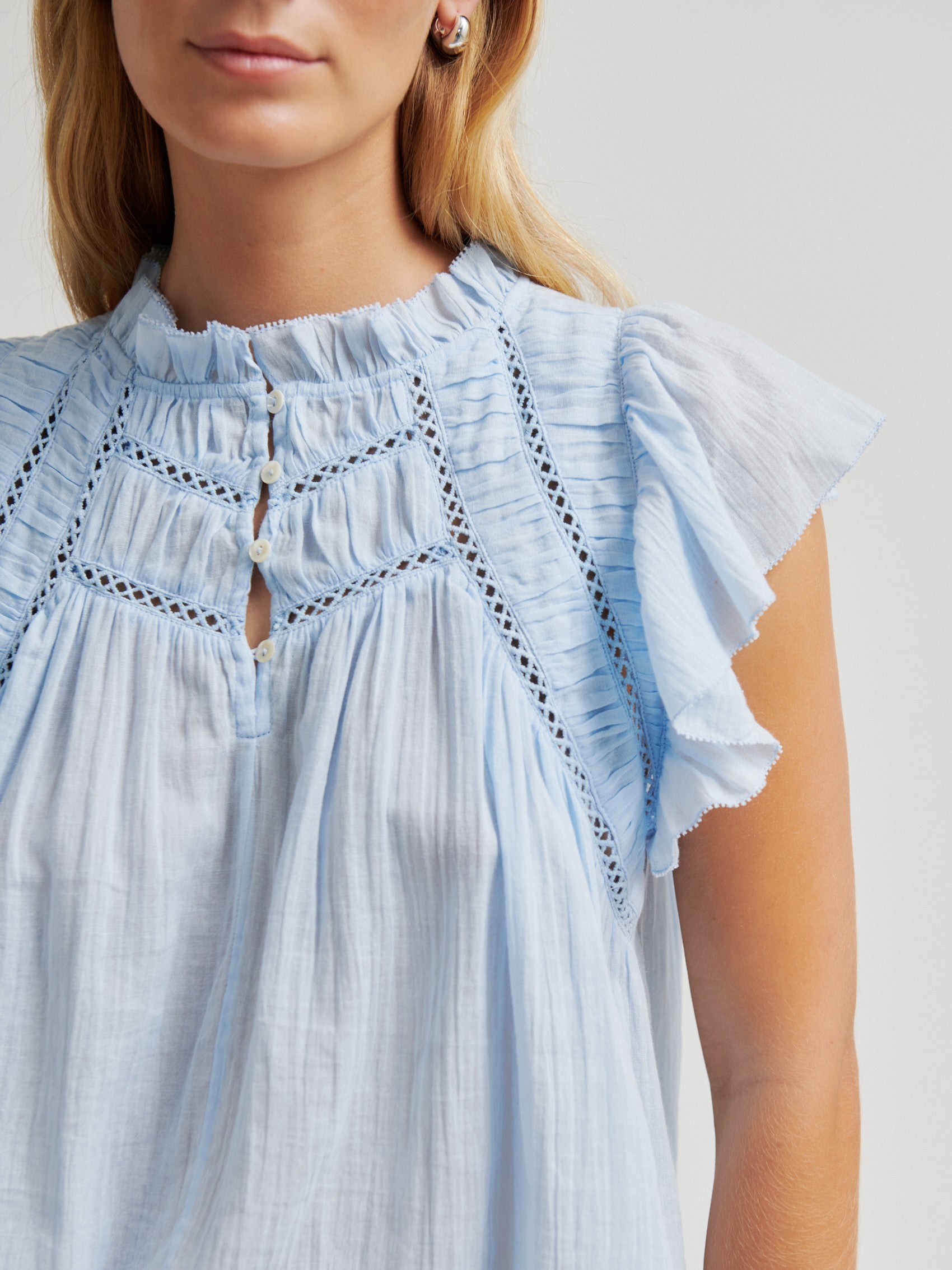 SECOND FEMALE TOPP GAYA CASHMERE BLUE_110174.jpg