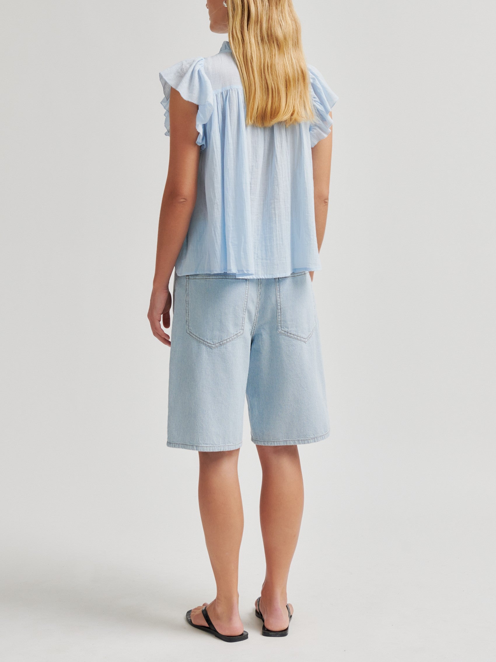 SECOND FEMALE TOPP GAYA CASHMERE BLUE_110175.jpg