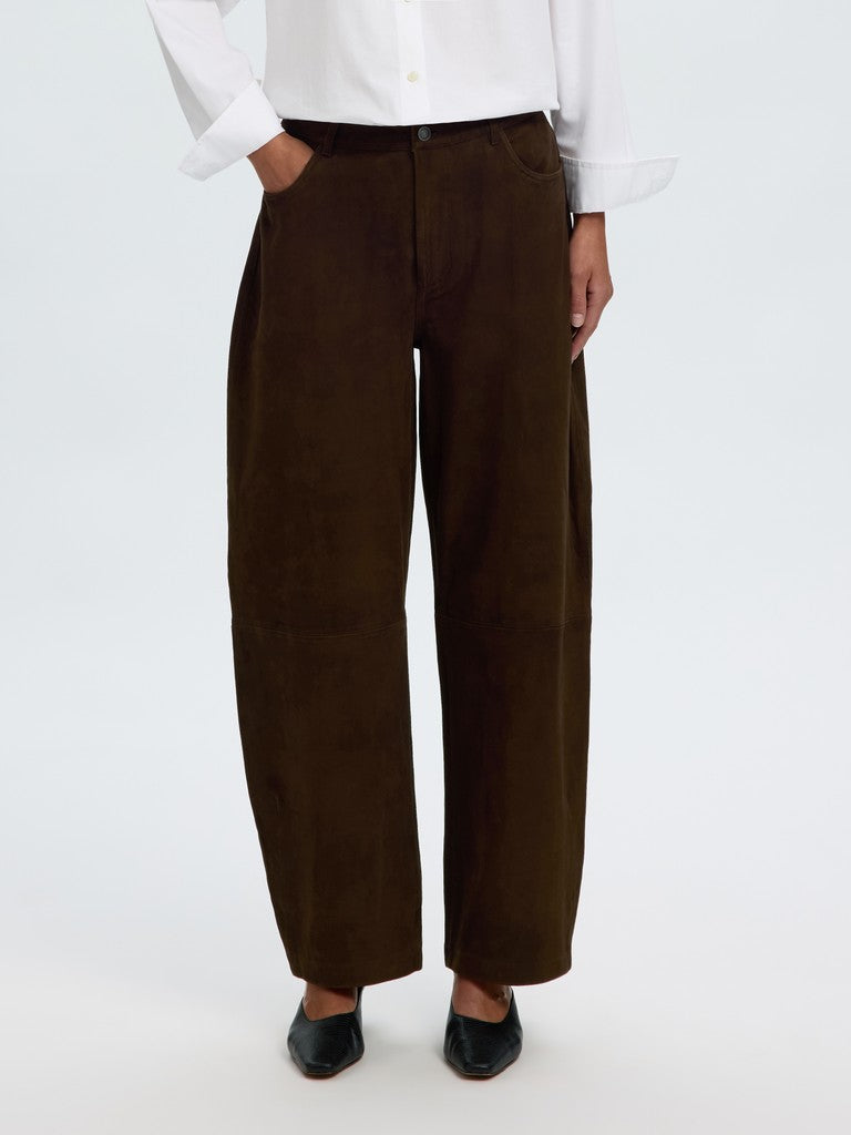 SELECTED FEMME BYXA KAYA SUEDE BARREL DELICIOSO_114597.jpg