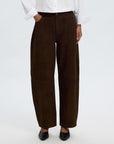SELECTED FEMME BYXA KAYA SUEDE BARREL DELICIOSO_114597.jpg