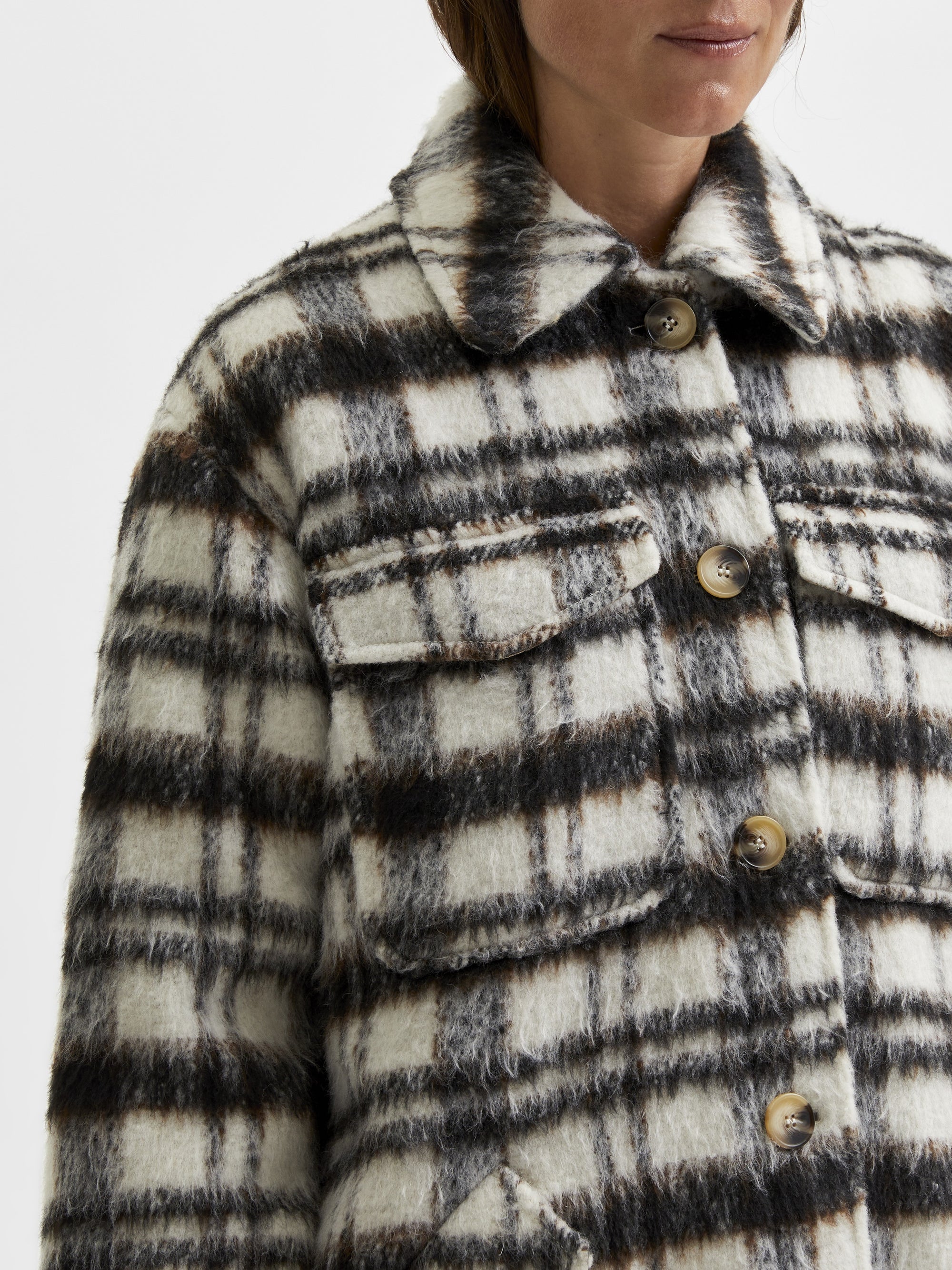 SELECTED FEMME JACKA CARON WOOL SNOW WHITE CHECK_105825.jpg