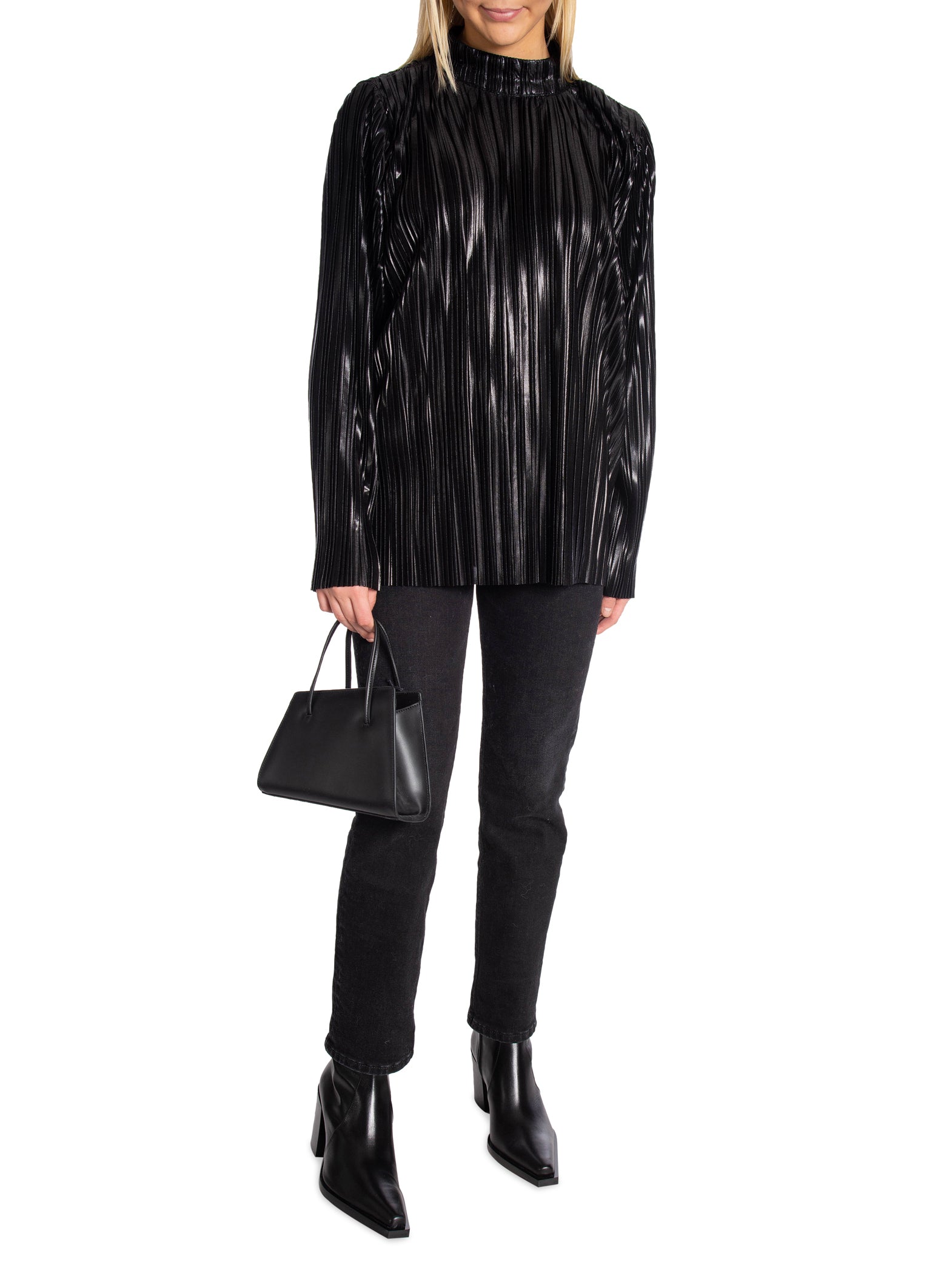 SELECTED FEMME TOPP NALINE  PLISSE BLACK_81927.jpg
