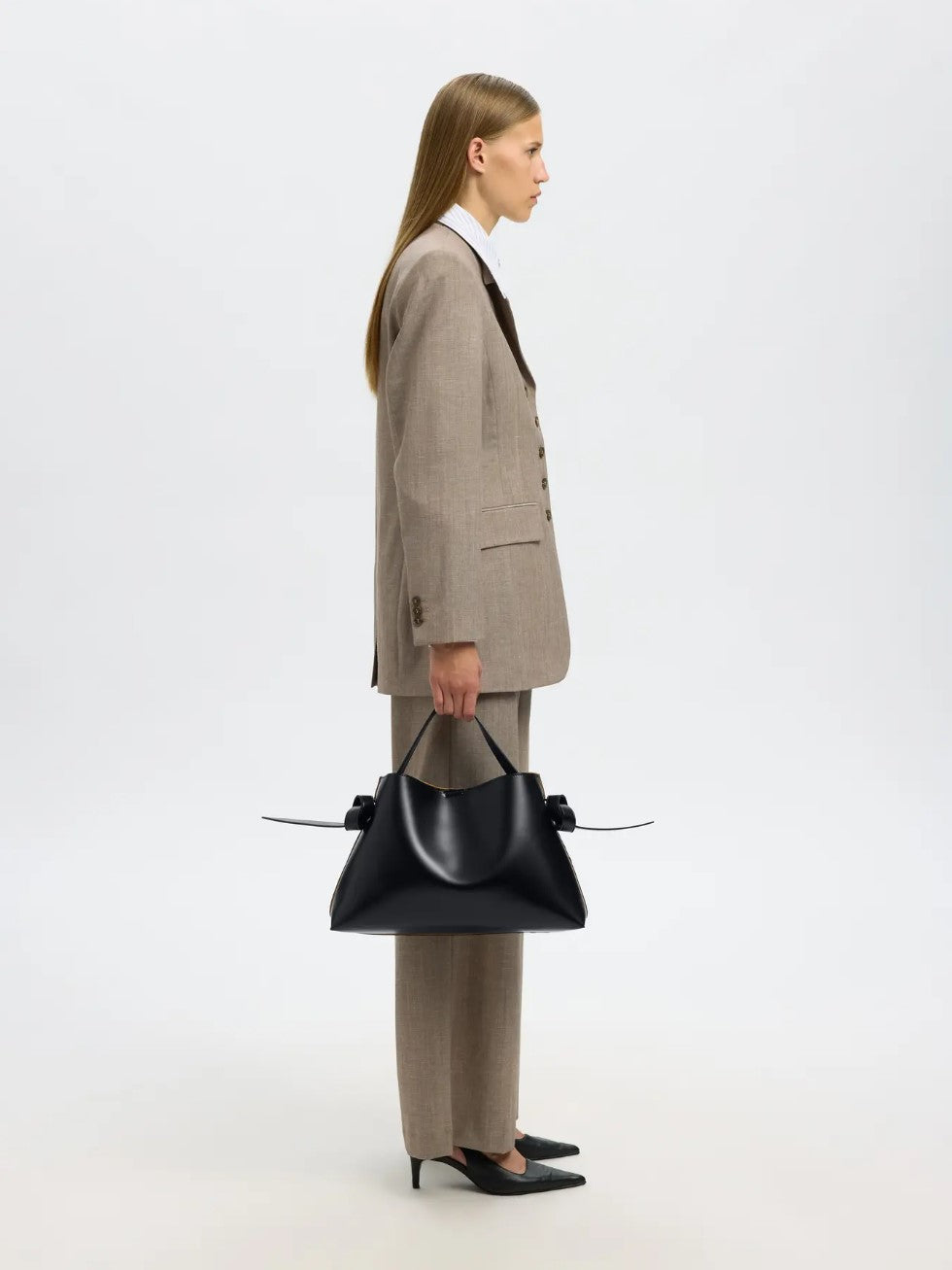SELECTED FEMME VÄSKA STELLA MEDIUM BLACK_102359.jpg