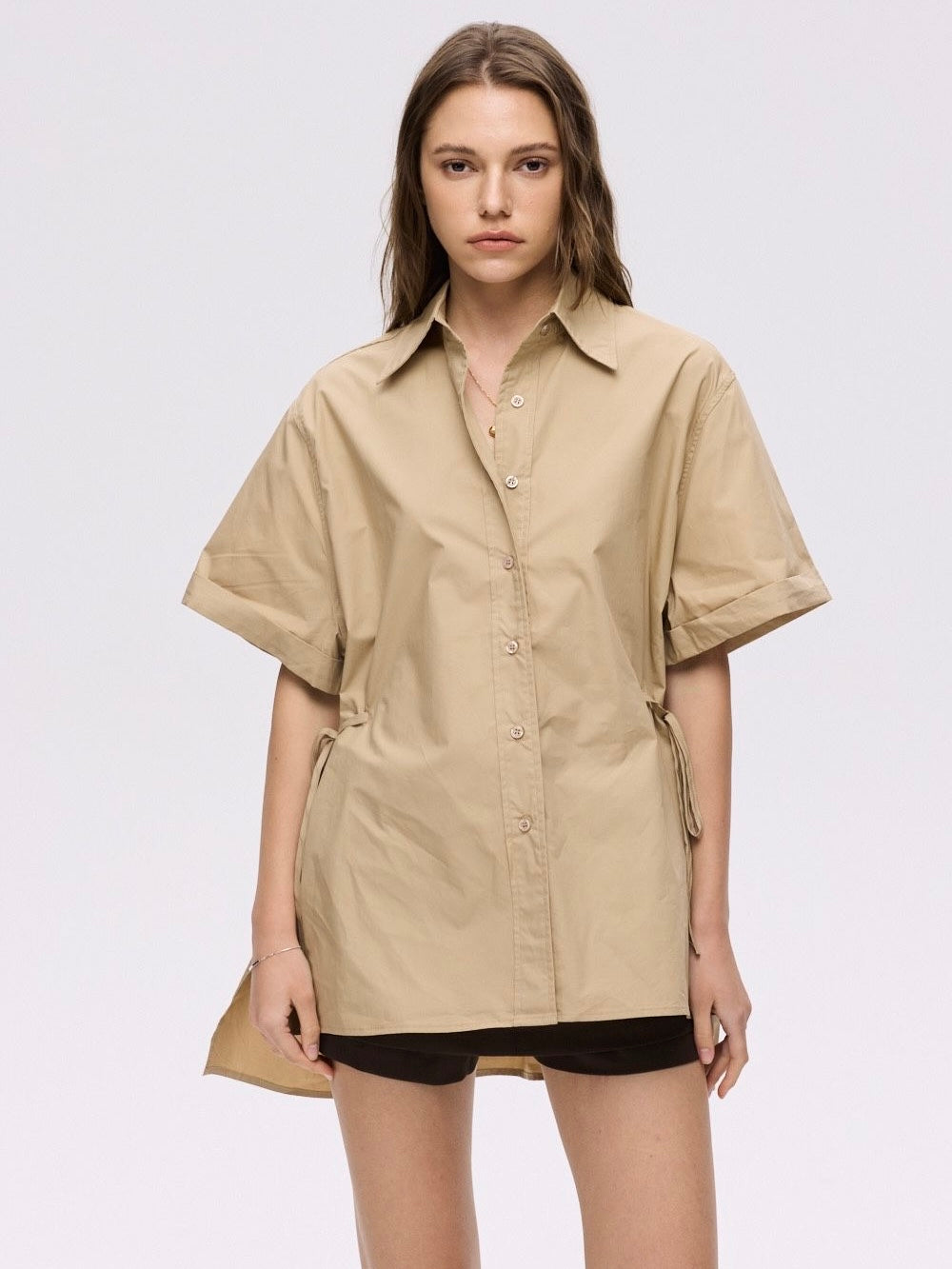 SKJORTA MODERN SIDE TIE CAMEL_108421.jpg