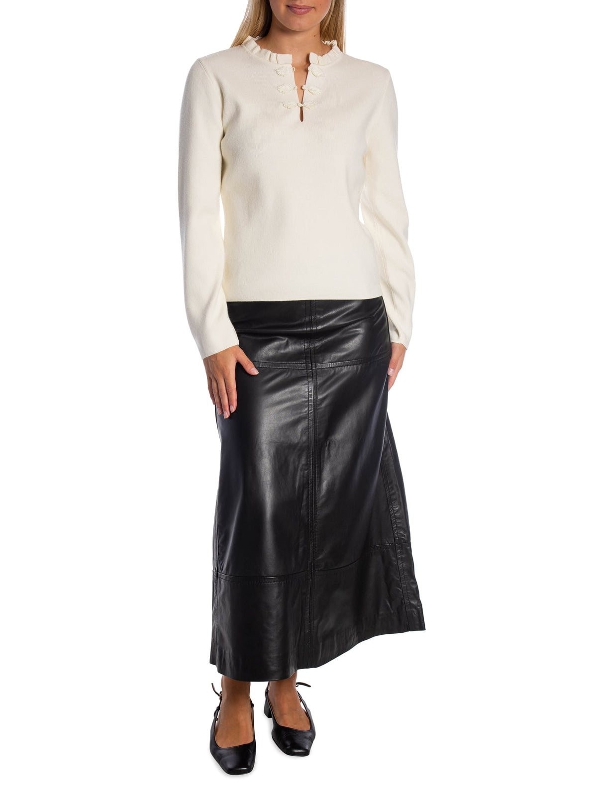 TRÖJA TOGGLE FRILL OFF WHITE_113474.jpg