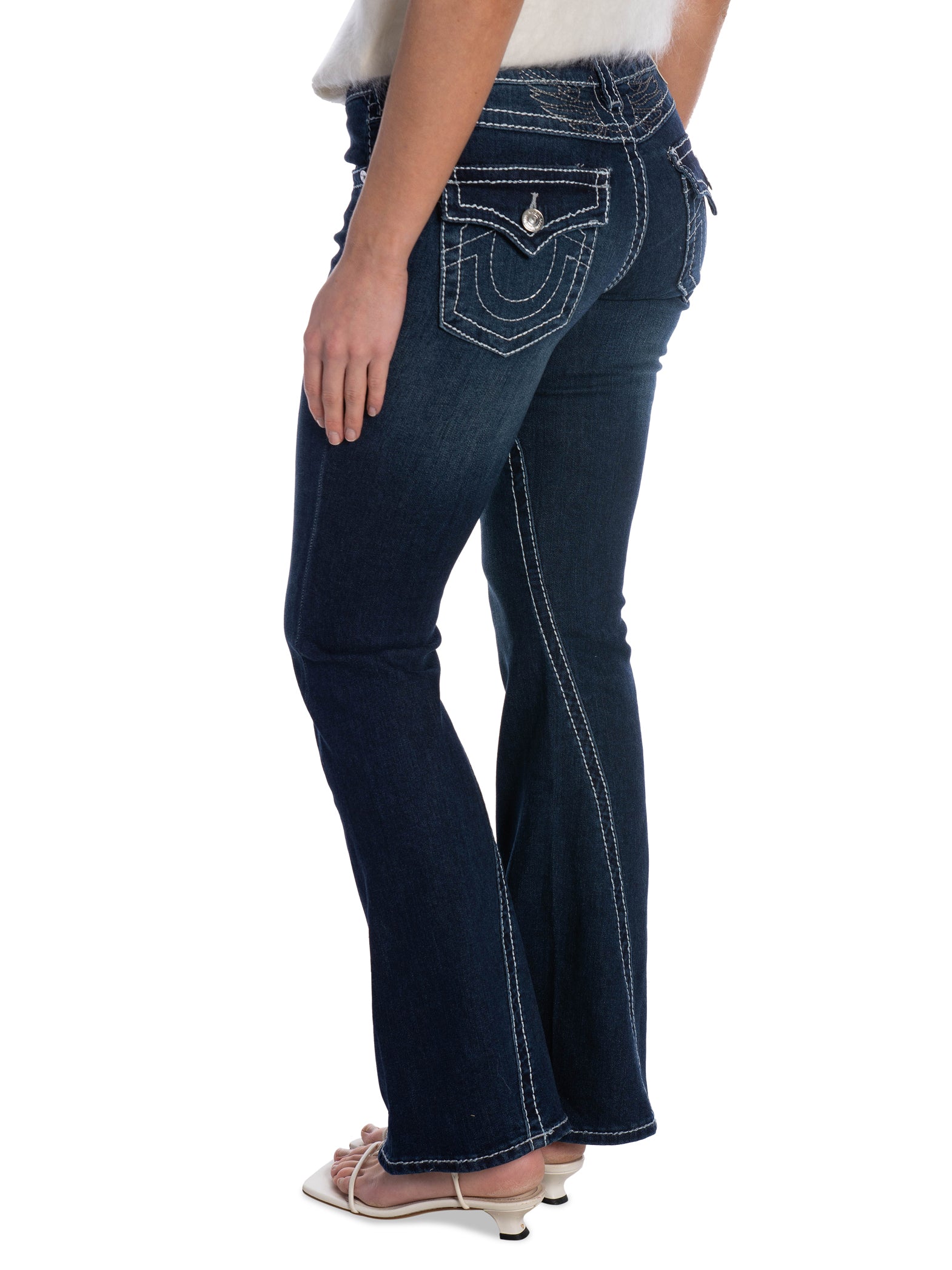 TRUE RELIGION JEANS -SELECTED BY TILDA TÖRNQVIST - JOEY FLARE BIG T FLAP STONE FOX_108658.jpg
