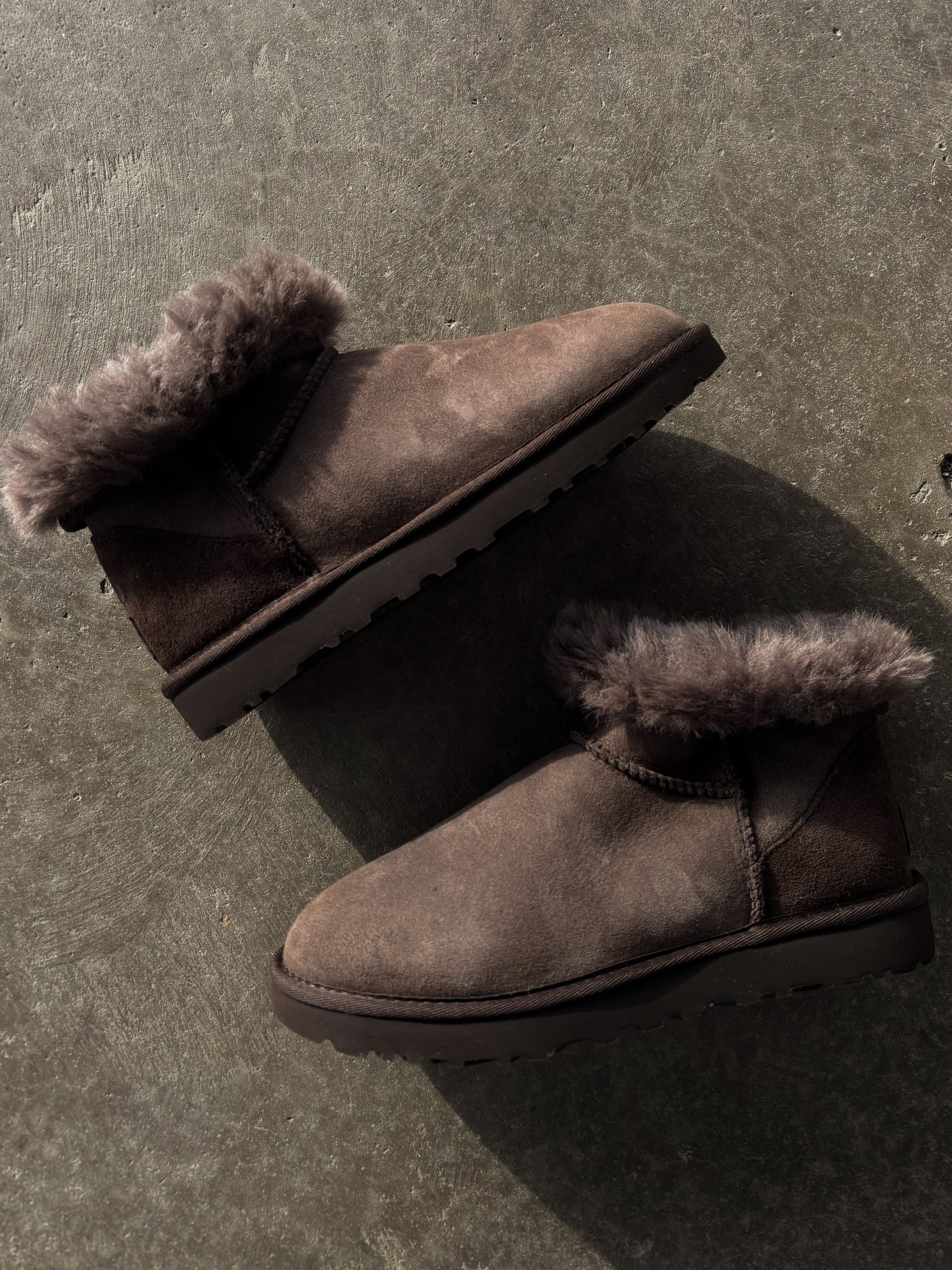 UGG BOOTS CLASSIC MINI II DUSTED COCOA_103392.jpg