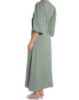 Y.A.S KLÄNNING YASTHEA LONG GREEN MILIEU_108020.jpg